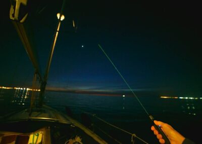 Puntero laser en experiencia Sea Starlight en Cádiz