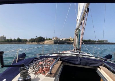 Murallas de Cádiz desde Velero